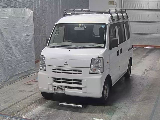 35 Mitsubishi Minicab van DS64V 2014 г. (HERO)